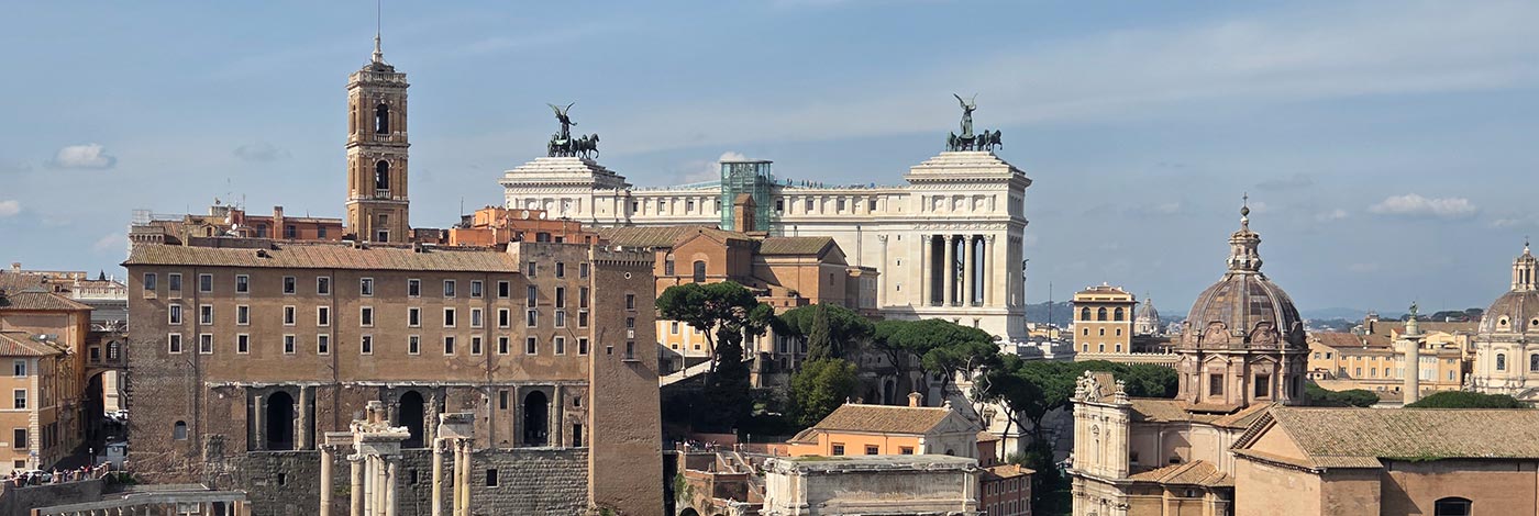 Biondo Studio taking time off in Rome, Naples, and Amalfi